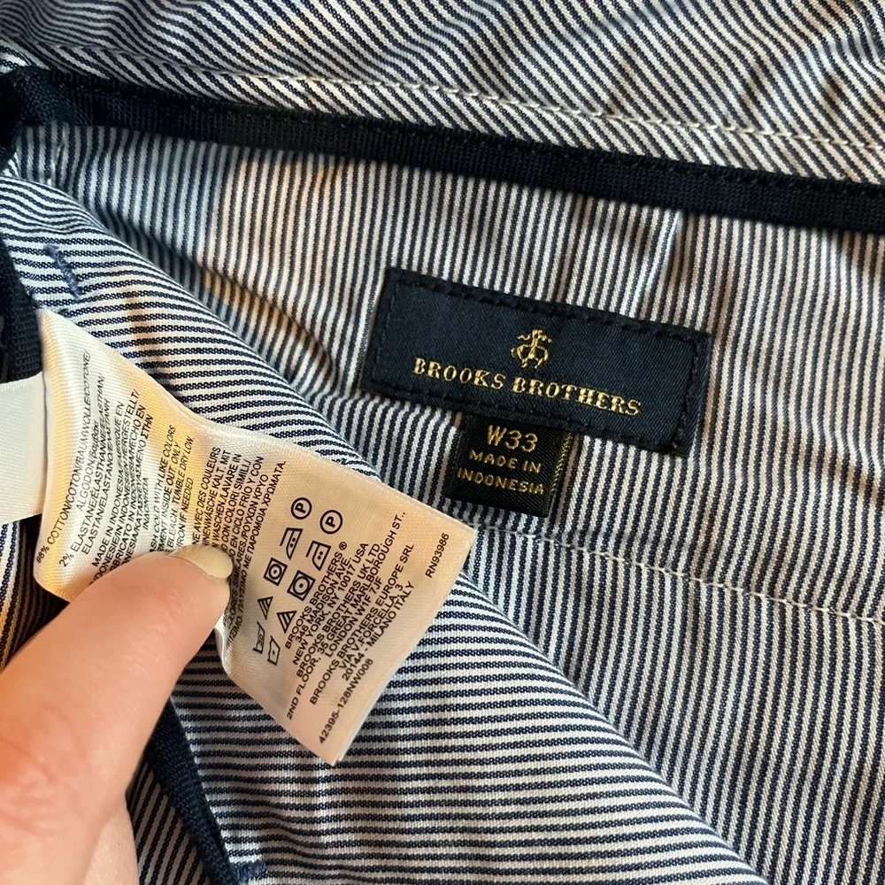 Brooks Brothers Blue Shorts with Embroidered Flamingos